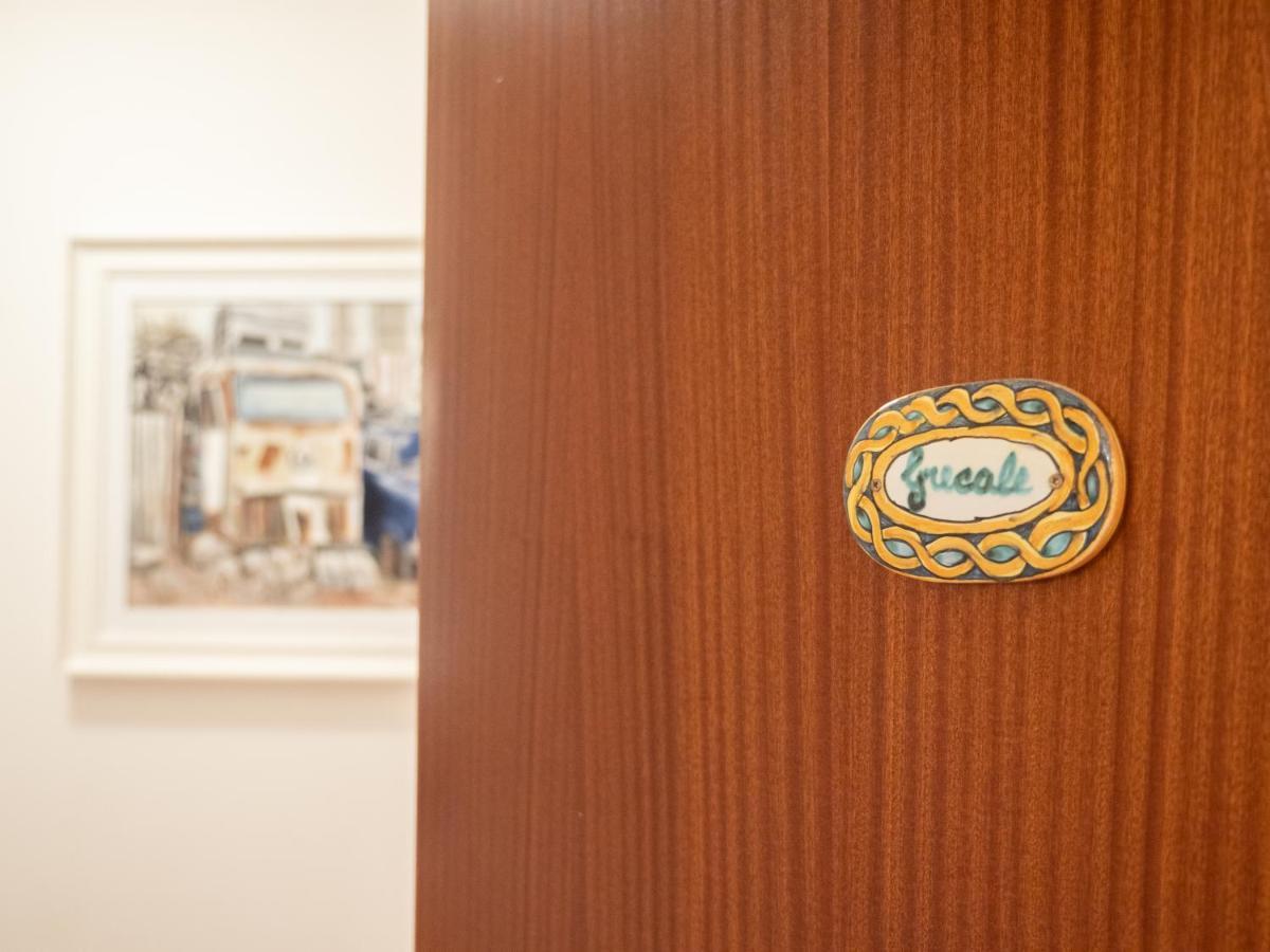 Kalamarina Rooms Palermo Dış mekan fotoğraf